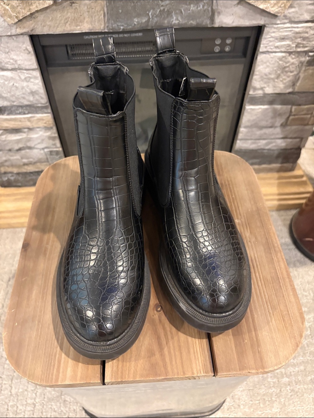 Topshop Black Croc-Embossed Chukka Boots